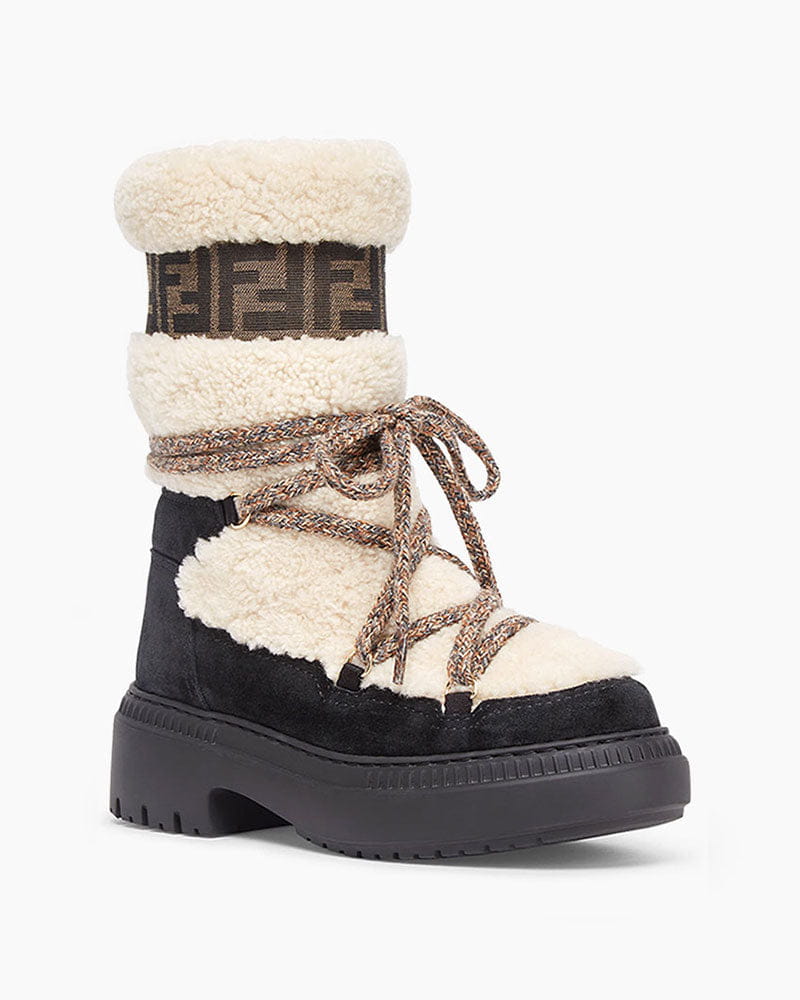 Women's Suede Shearling Ski Boots Secondary image