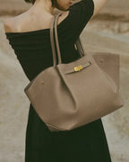 Women's New York Belted Leather Tote Bag