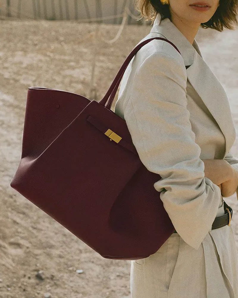 Women's New York Belted Leather Tote Bag