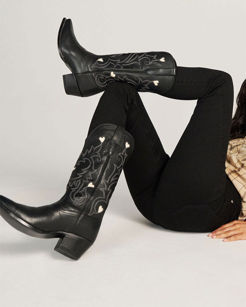 women-s-music-festival-leather-heart-western-boots