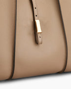 T Timeless Leather Tote Bag for Everyday Use