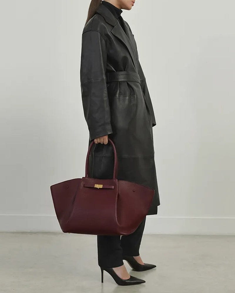 Women's New York Belted Leather Tote Bag