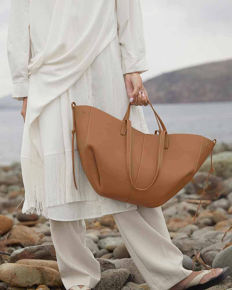 Cyme Textured Leather Tote Bag