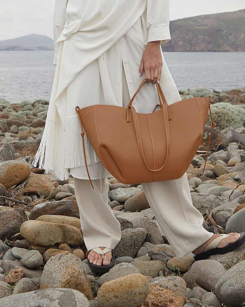 Cyme Textured Leather Tote Bag