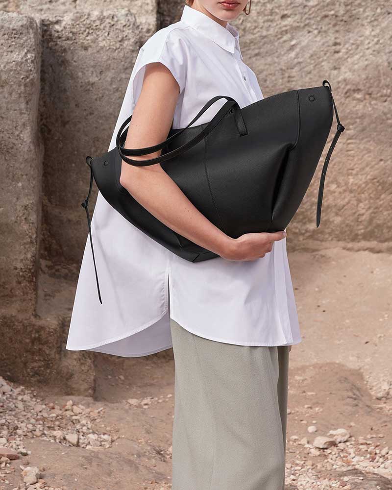 Cyme Textured Leather Tote Bag