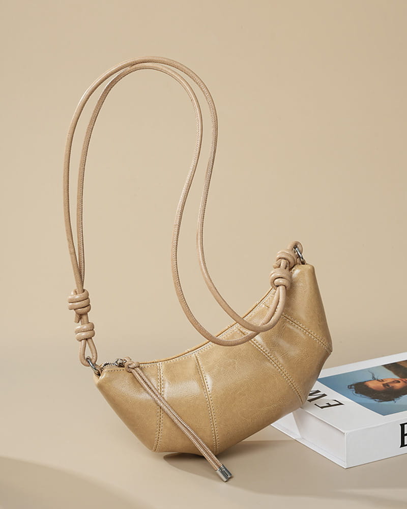 Urban-Commute-Ready-Compact-Shoulder-Bag-13