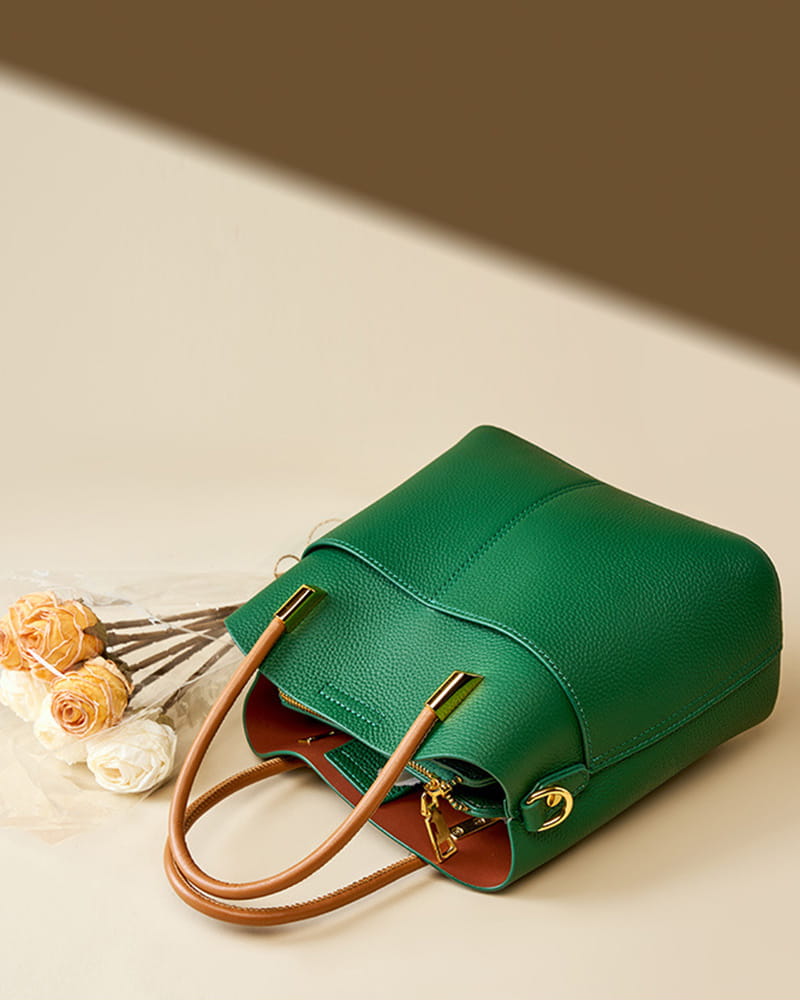 Casual-Street-Ready-Canvas-Shoulder-Bag-1