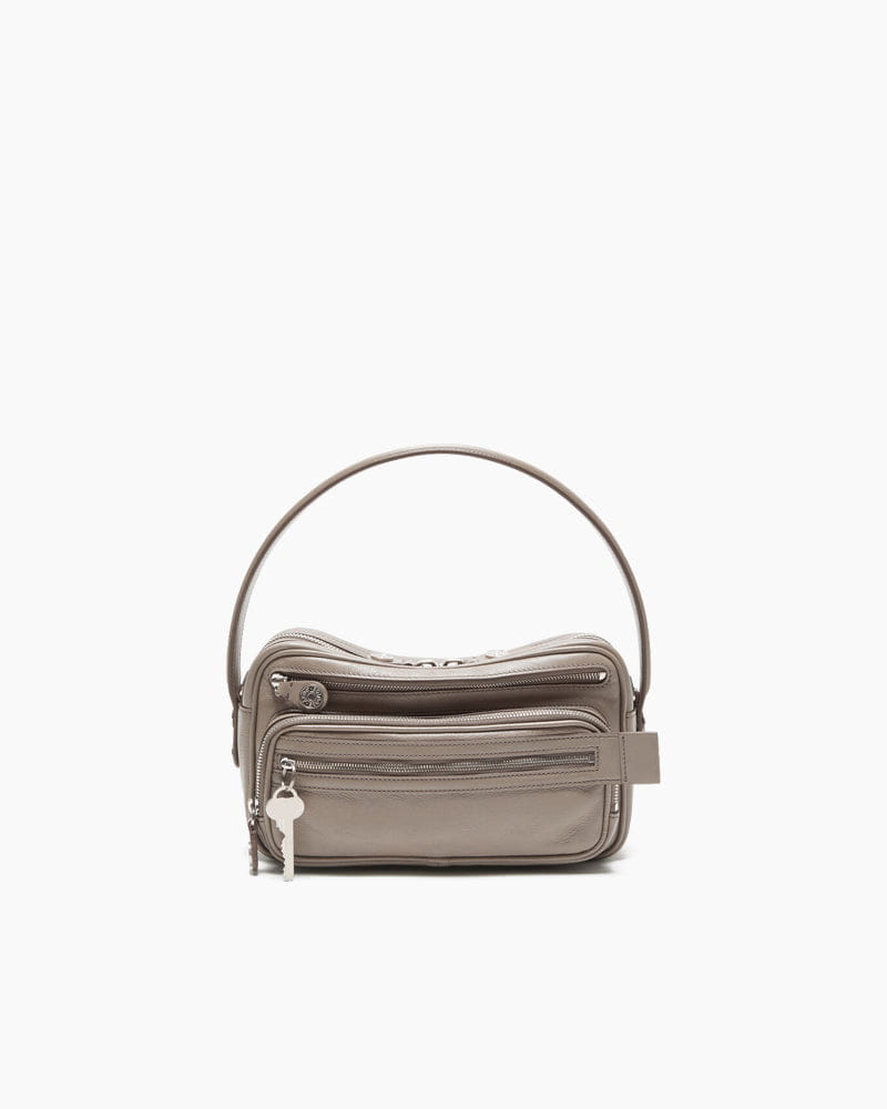 Multi Pocket Leather Shoulder Bag Zip Details
