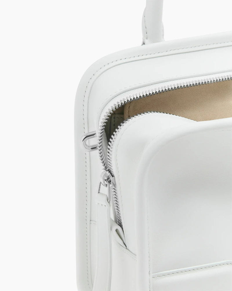 womens-city-commute-intellectual-large-leather-bag