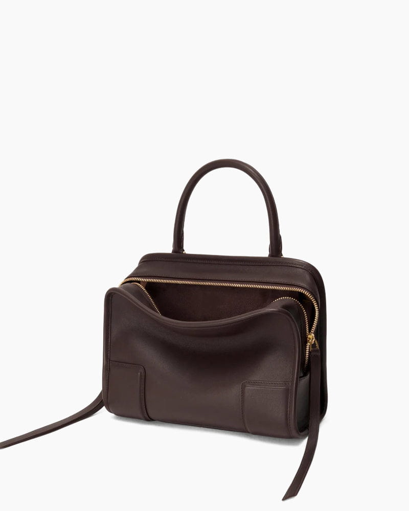 womens-city-commute-intellectual-large-leather-bag