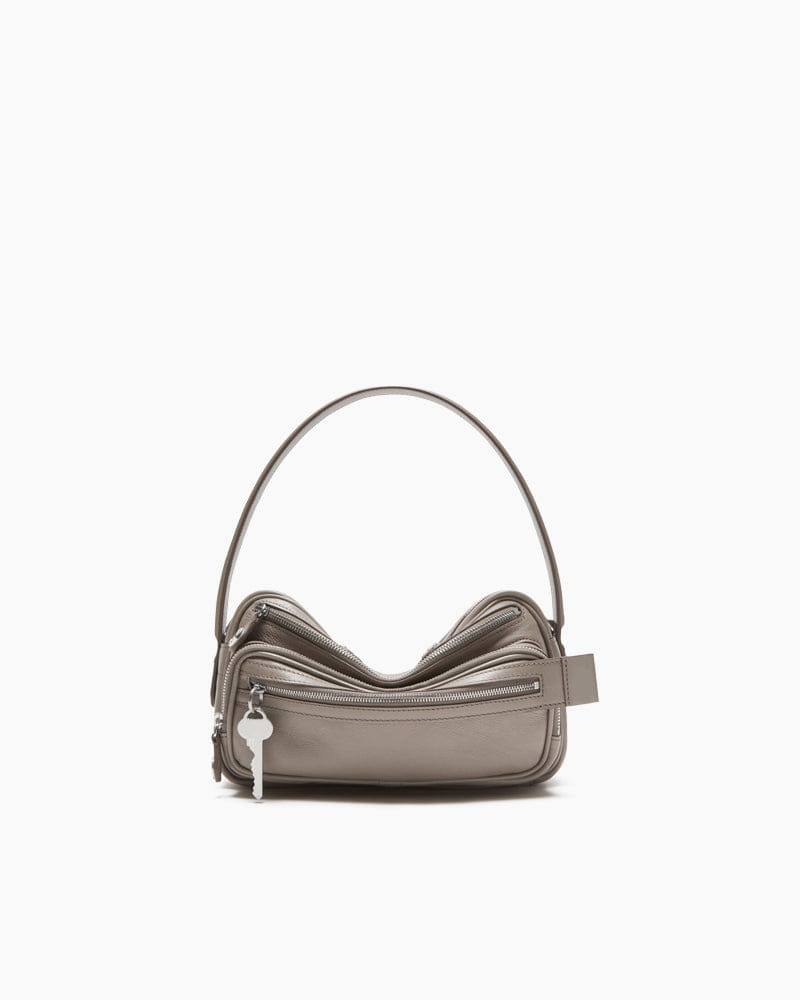 Multi Pocket Leather Shoulder Bag Zip Details