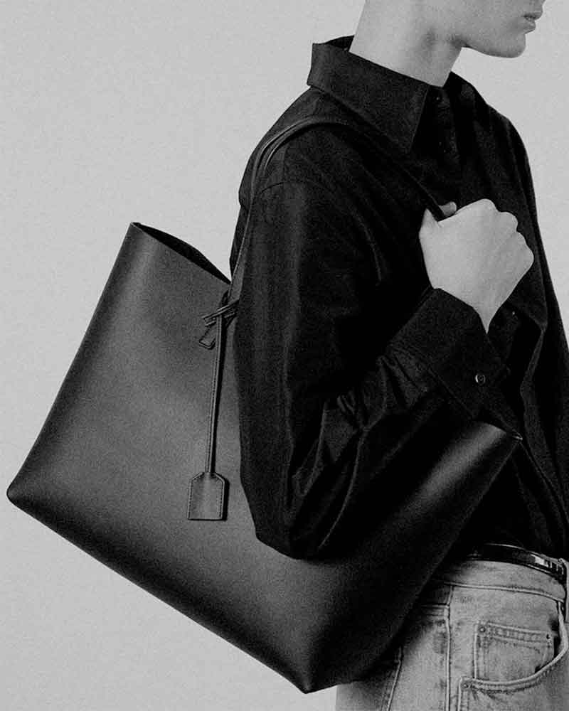 Large Leather Shopping Bag with Structured Design