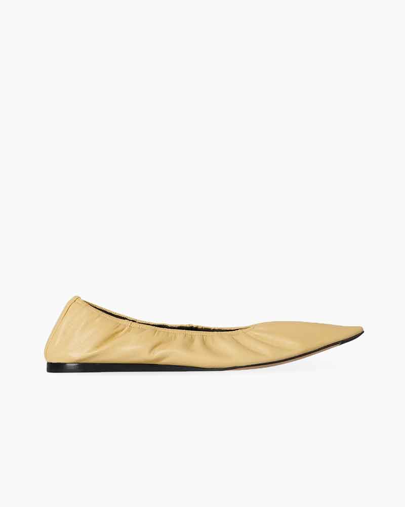 Liisa Flat Shoe in Leather