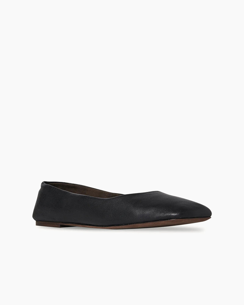 Square Ballet Flat in Leather