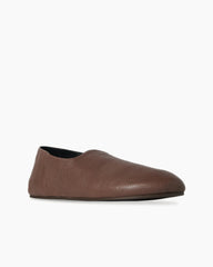 Women Hugh Slip On Shoe Brown in Leather