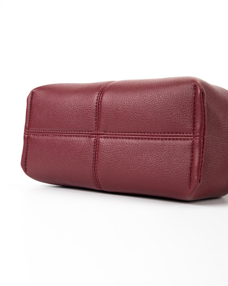 LarosaStyle Modern Elegance Leather Cloud Bag